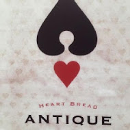 HEART BREAD ANTIQUE