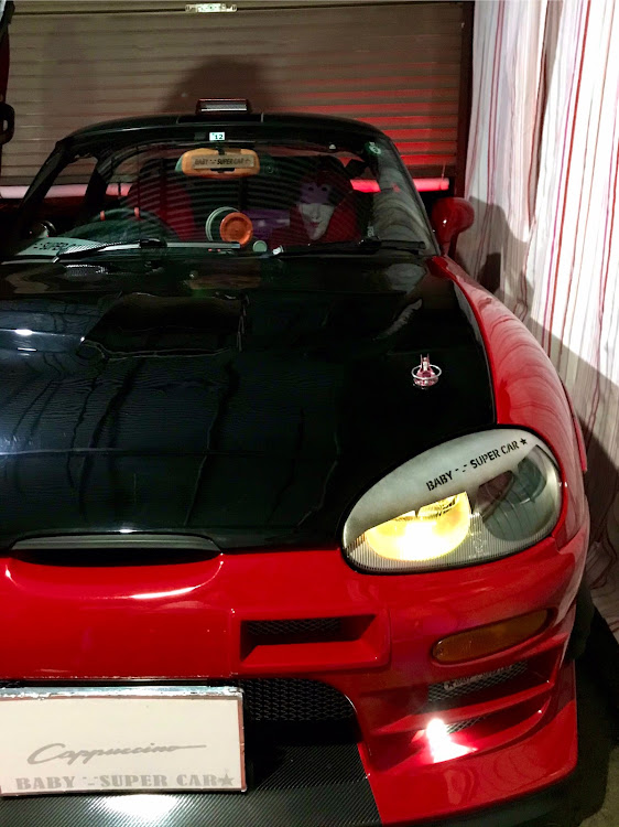 カプチーノのBABY -_- SUPERCAR☆・のぶちんさん＆ある師匠・アイラインカバー・5/2案内（目印がわり)・洗車しないで済んだ日に関するカスタム事例の投稿画像9枚目