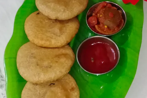 Green Peas Kachori [2 Pieces]