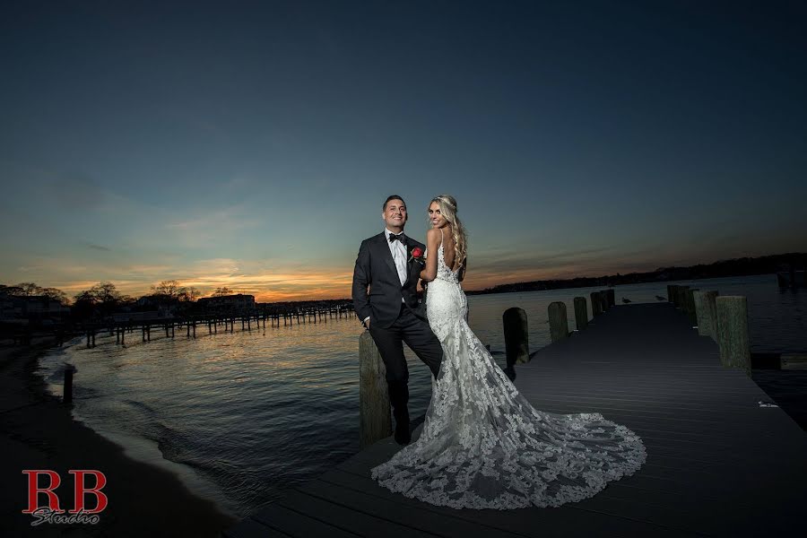 Fotógrafo de bodas Red Bank Studio (redbankstudio). Foto del 7 de septiembre 2019