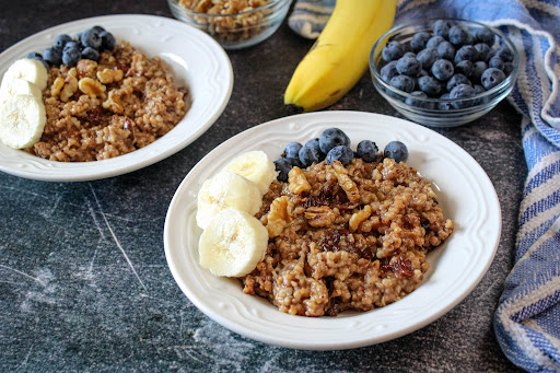 Bowls of Healthiest Overnight Maple Oatmeal.