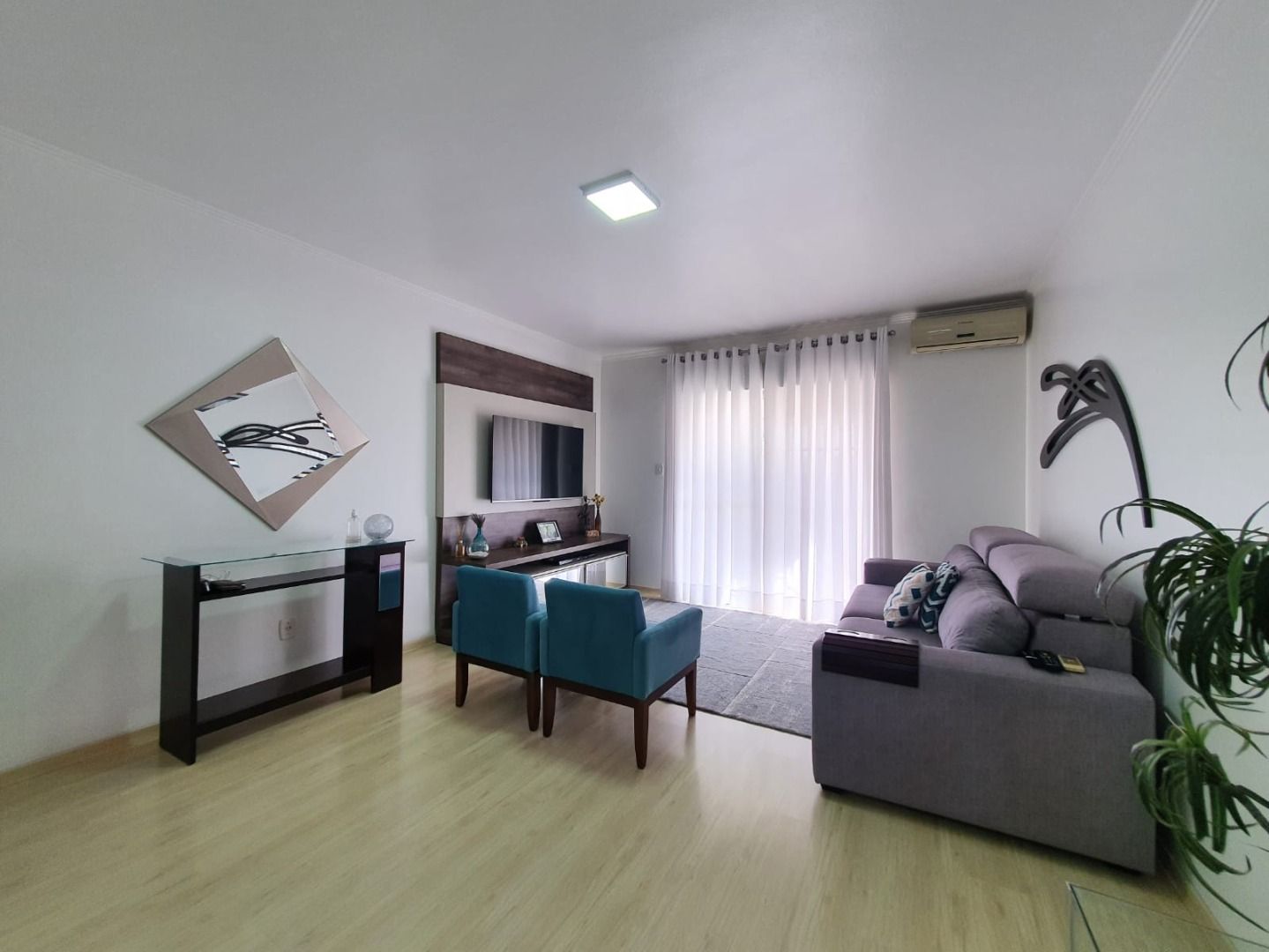 Apartamentos à venda Vila  Rosa