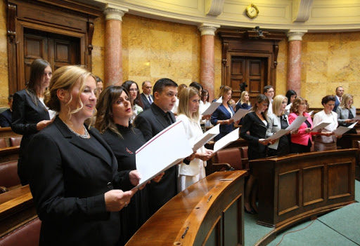 Novoizabrane sudije položile zakletvu u Skupštini Srbije