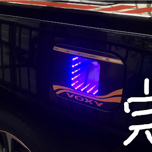 ヴォクシー ZRR80W