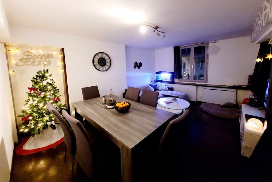 Vente appartement 5 pièces 97.12 m² à Dole (39100), 164 000 €