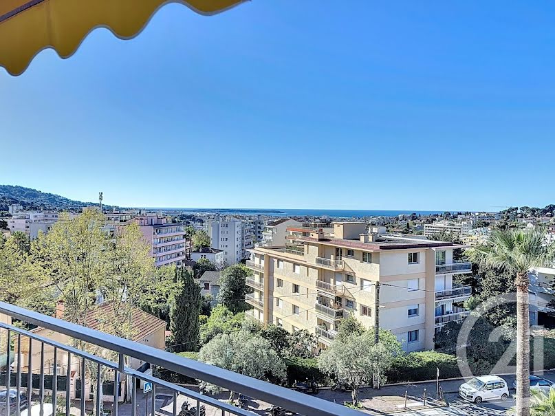 Vente appartement 3 pièces 76.54 m² à Le Cannet (06110), 590 000 €