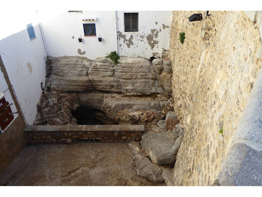 House with terrace 2