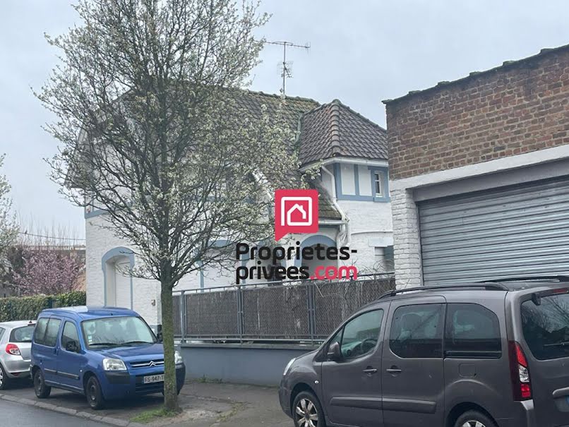 Vente maison 6 pièces 139 m² à Lille (59000), 470 300 €