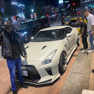 NISSAN GT-R R35