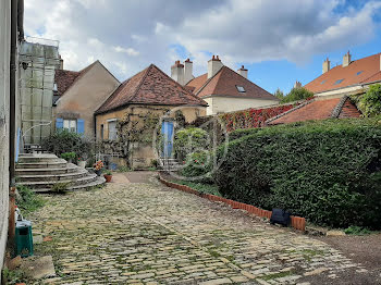 hôtel particulier à Semur-en-Auxois (21)