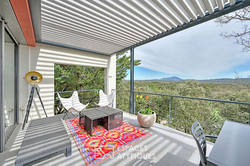 House with pool and terrace 5