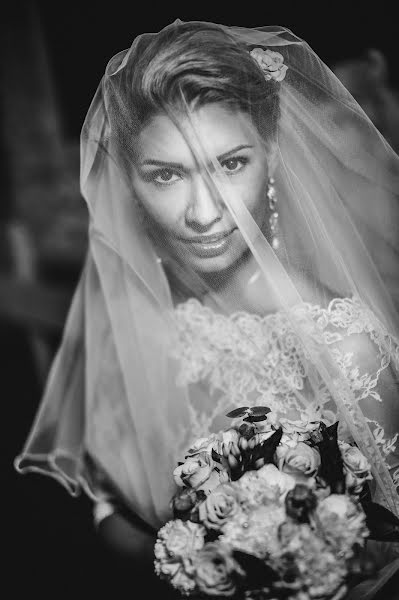 結婚式の写真家Natalya Zakharova (natuskafoto)。2015 8月13日の写真