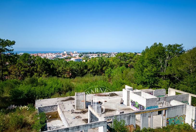  Vente Terrain à bâtir - 16 859m² à Biarritz (64200) 