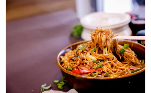 Desi Chowmein