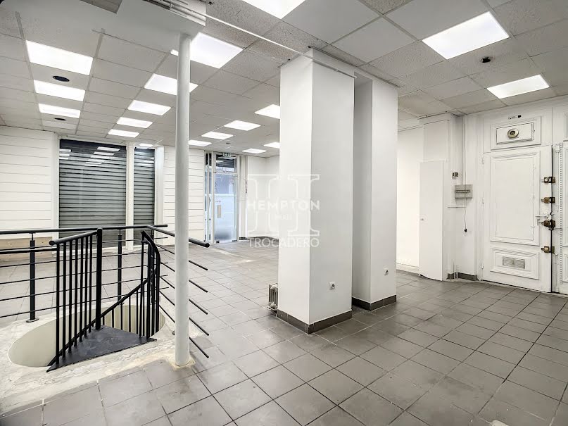 Vente locaux professionnels  61.45 m² à Paris 8ème (75008), 1 350 000 €