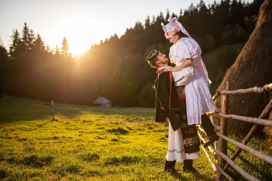 Fotografo di matrimoni Marian Lacko (lackoma). Foto del 12 settembre 2021