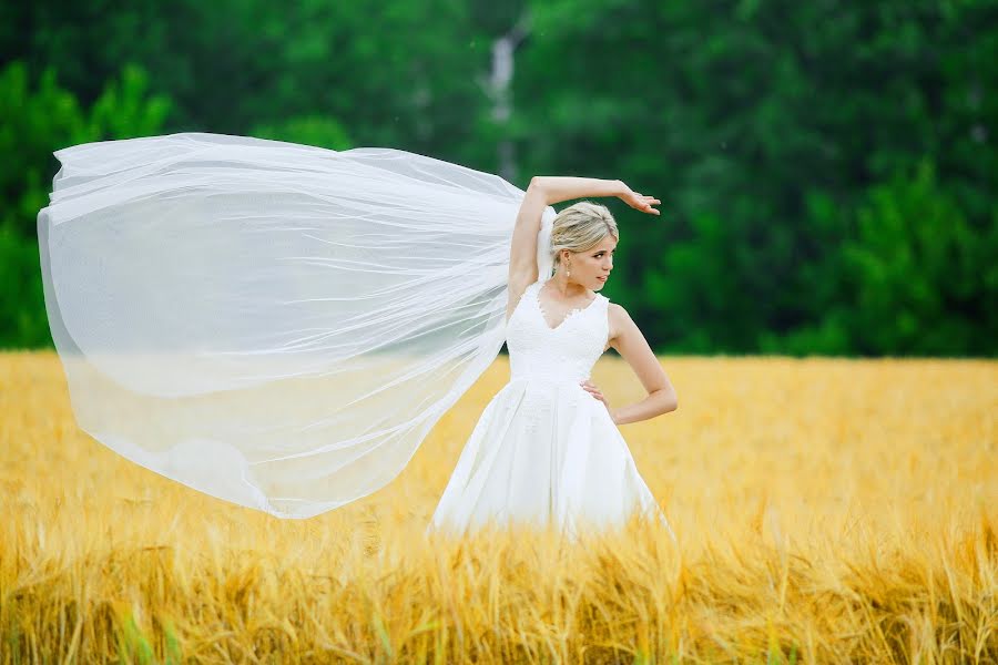 Pulmafotograaf Vladimir Popov (photios). Foto tehtud 23 juuli 2018