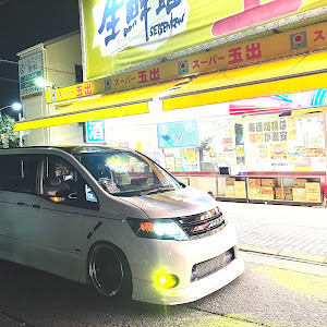 セレナ C25