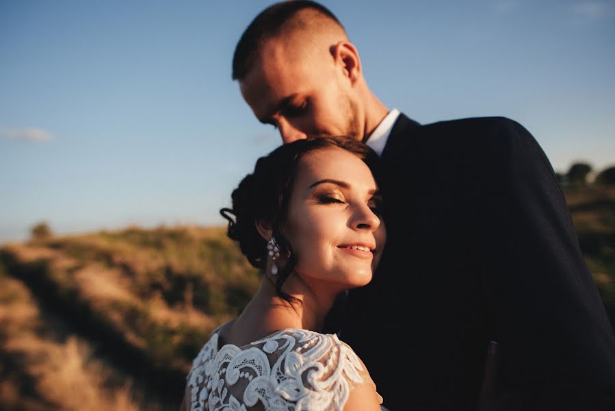 Fotografo di matrimoni Aleksandr Suprunyuk (suprunyuk-a). Foto del 7 maggio 2019