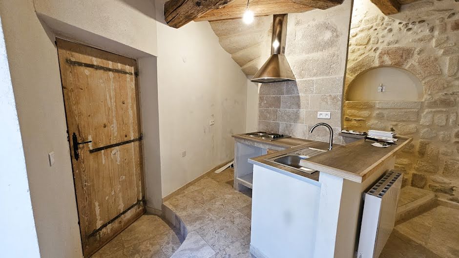 Vente maison 4 pièces 70 m² à Saint-Gilles (30800), 132 000 €