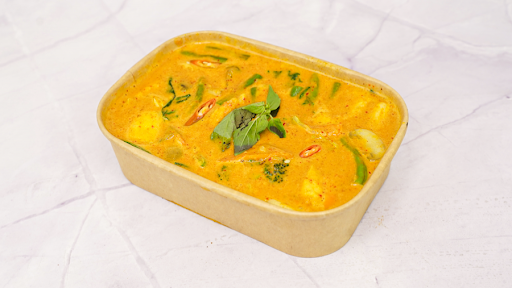 Red Thai Curry Chicken