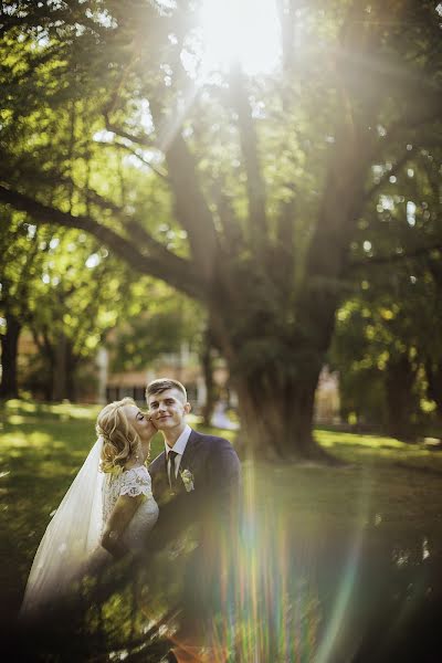 Fotógrafo de bodas Miroslav Bugir (buhir). Foto del 6 de noviembre 2017