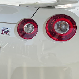 NISSAN GT-R R35