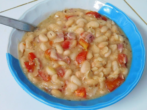 Great Northern Beans & Tomatoes (Pressure Cooker)