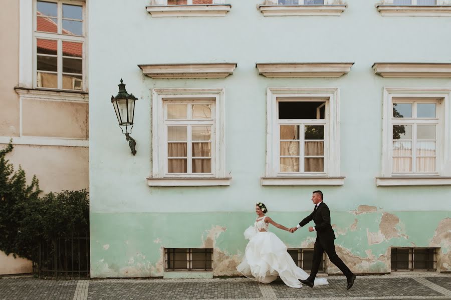 Hochzeitsfotograf Łukasz Sztuka (sztukastudio). Foto vom 6. April 2017