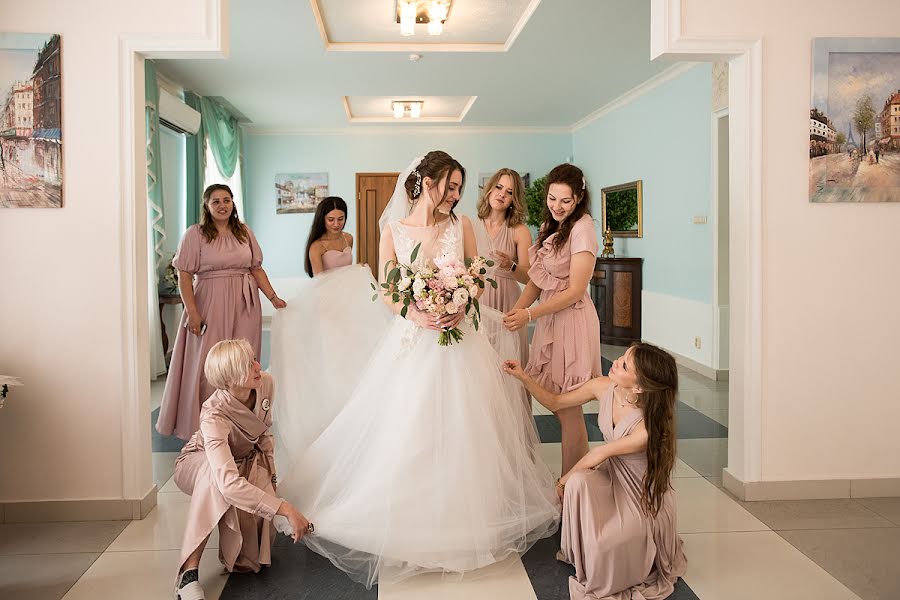 Wedding photographer Alla Eliseeva (alenkaaa). Photo of 29 July 2019