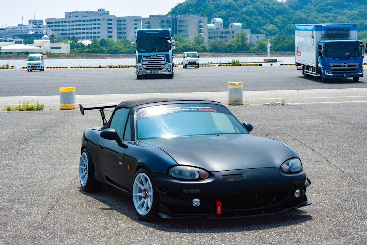 ロードスターの７月もよろしくお願いいたします・ドライブ・休日の過ごし方に関するカスタム事例の投稿画像3枚目