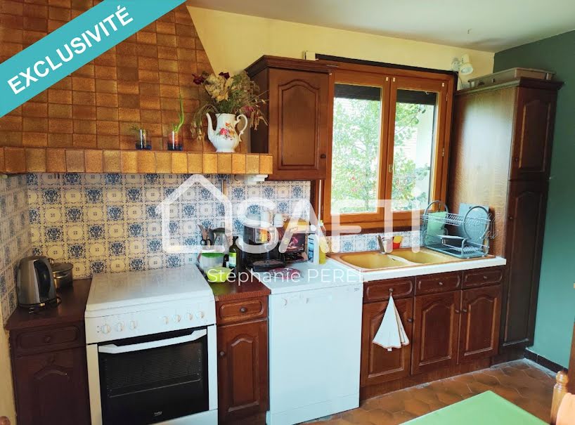 Vente maison 7 pièces 168 m² à Neuvic (19160), 170 000 €