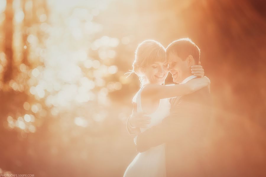 Photographe de mariage Anton Kuznecov (photocafe). Photo du 27 octobre 2015