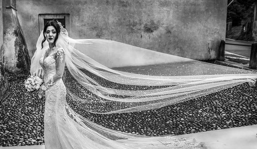 結婚式の写真家Daniele Faverzani (faverzani)。2月7日の写真