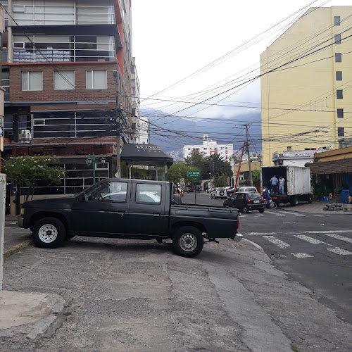 Opiniones de Panadería y Pastelería La Unión en Quito - Panadería