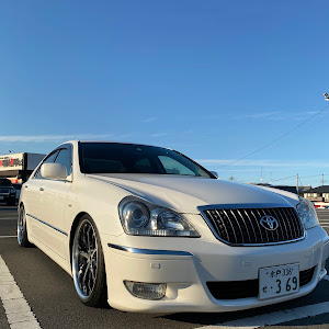 クラウンマジェスタ UZS187