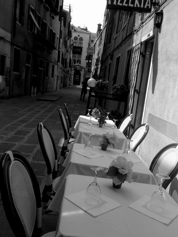 Un pranzo al ristorante? No grazie di Josephine