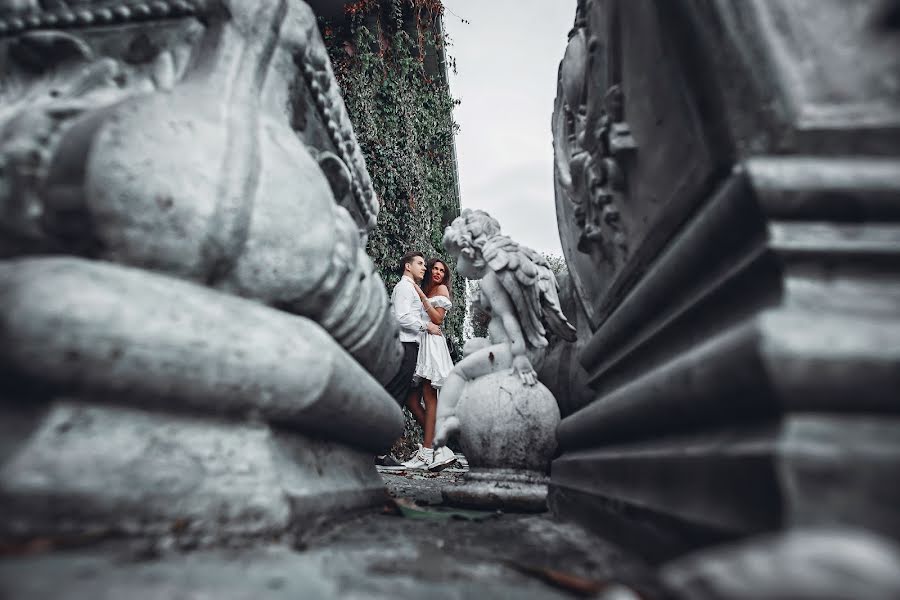 Fotografer pernikahan Lena Valena (valena). Foto tanggal 31 Desember 2015