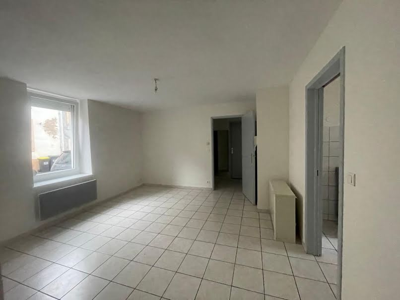 Location  appartement 3 pièces  à Saint-die-des-vosges (88100), 505 €