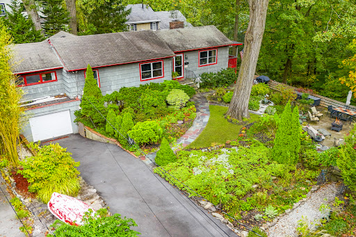 House with terrace 2