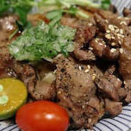 燒丼株式會社(高雄夢時代店)