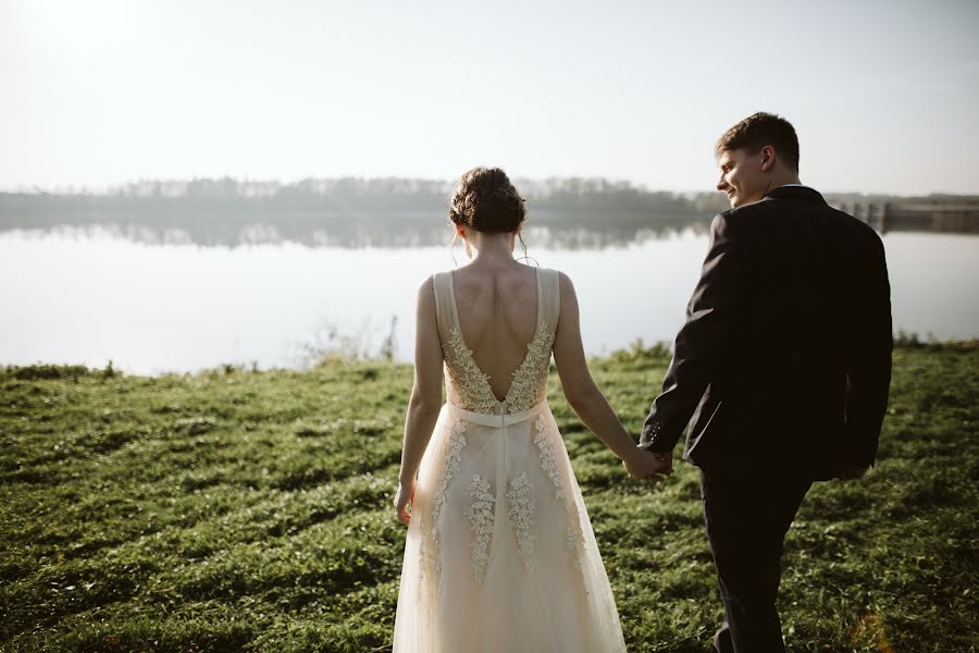 Wedding photographer Kseniya Dushkovi (kseniyadusek). Photo of 1 May 2020