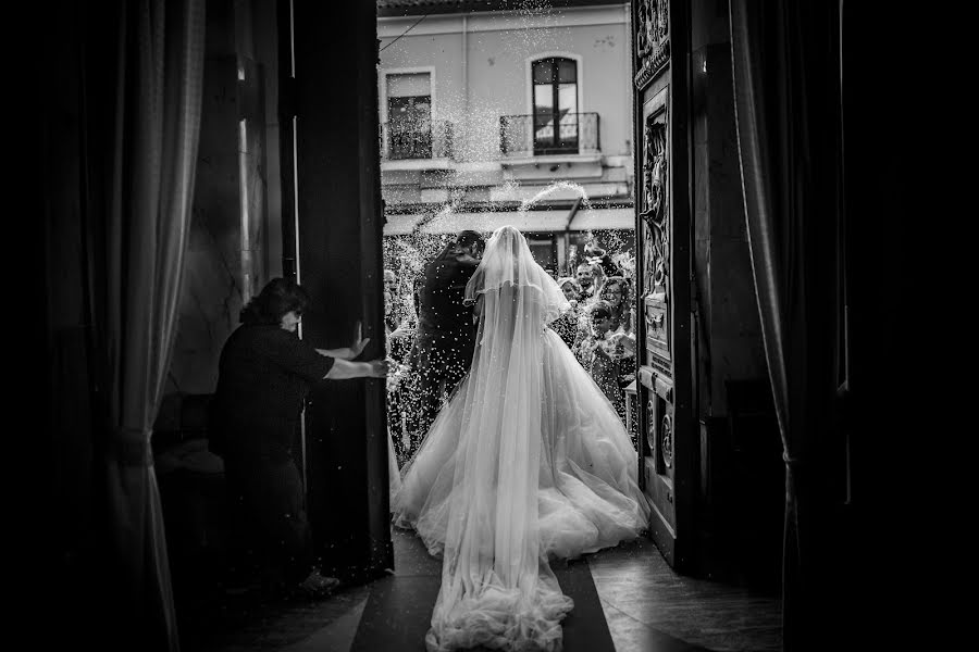 Fotografo di matrimoni Damiano Carelli (carelli). Foto del 2 aprile 2019