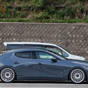 MAZDA3 BP8P