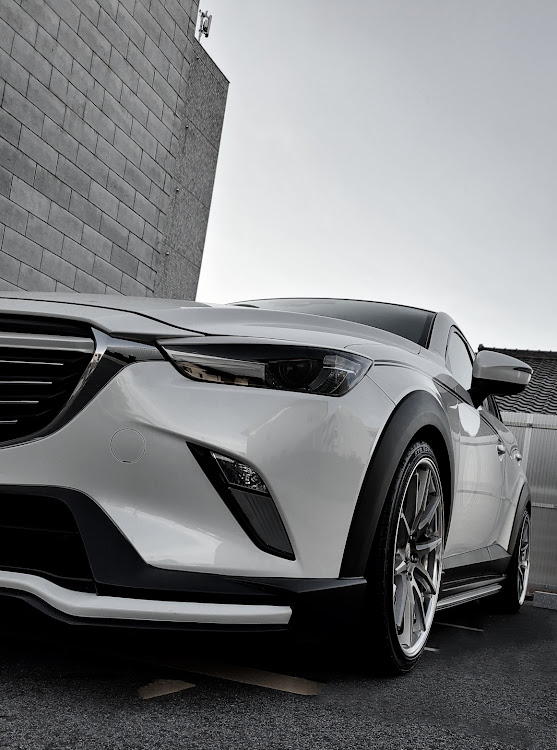 CX-3の緊急事態宣言解除⁉️・医療従事者の方々、ライフラインで働く方々に感謝・モノクロ・アベノマスク・感染予防に努めましょうに関するカスタム事例の投稿画像1枚目