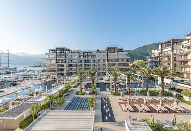 Apartment with terrace and pool 12