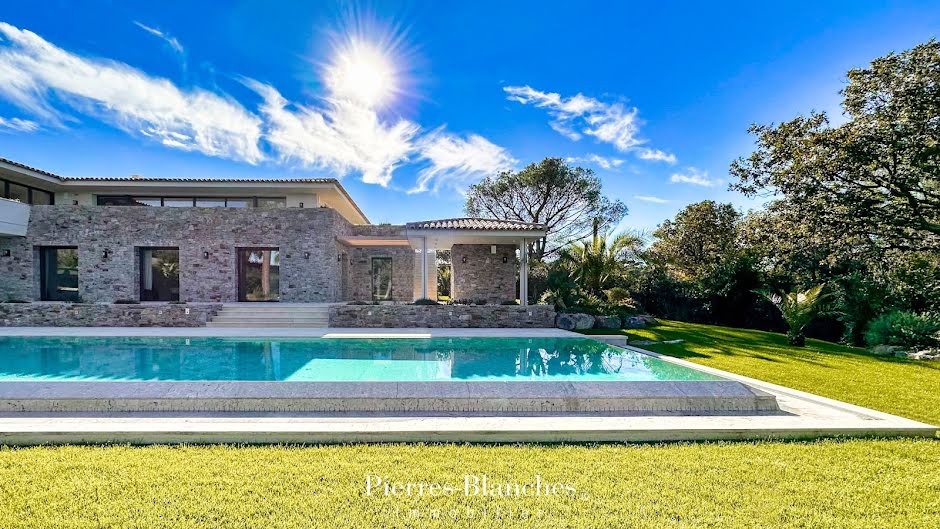 Vente maison 9 pièces 447 m² à Saint-Tropez (83990), 15 900 000 €