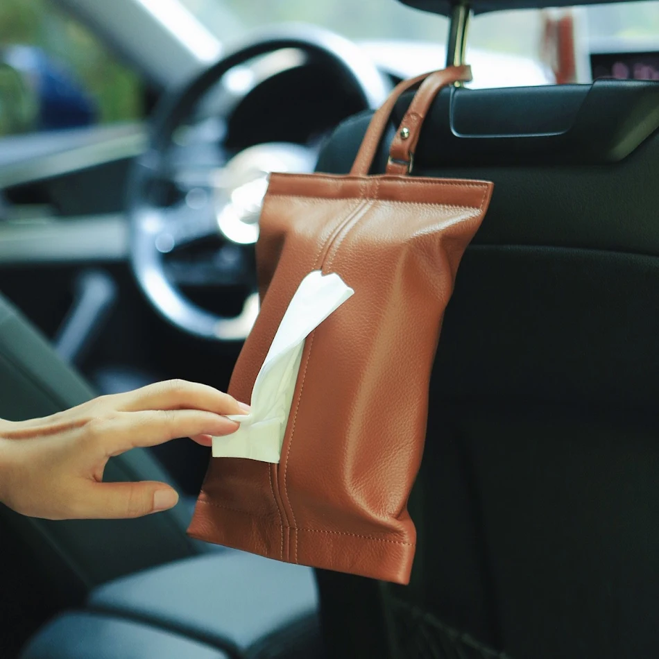 Boîte de rangement suspendue en cuir pour voiture, avec tiroir. Optimisez l'espace et gardez votre voiture organisée, accès facile à vos objets.