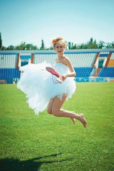 Fotógrafo de bodas Aleksandr Romantik (pomantik). Foto del 25 de agosto 2015