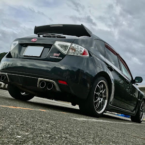 インプレッサ WRX STI GRB